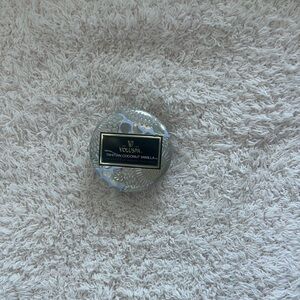 Voluspa Tahitian Coconut Vanilla Candle MINI